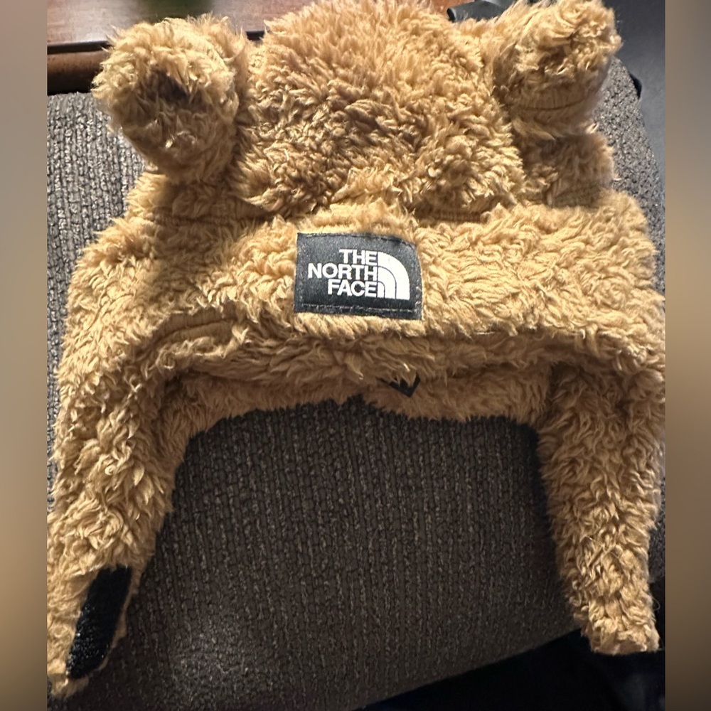 Northface infant hat